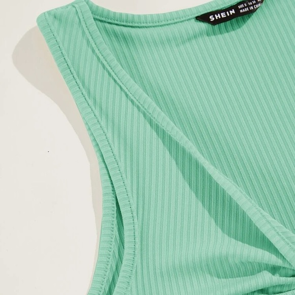 ✨3/$15✨Twist Front Rib-Knit Tank Crop Top - Picture 2 of 11